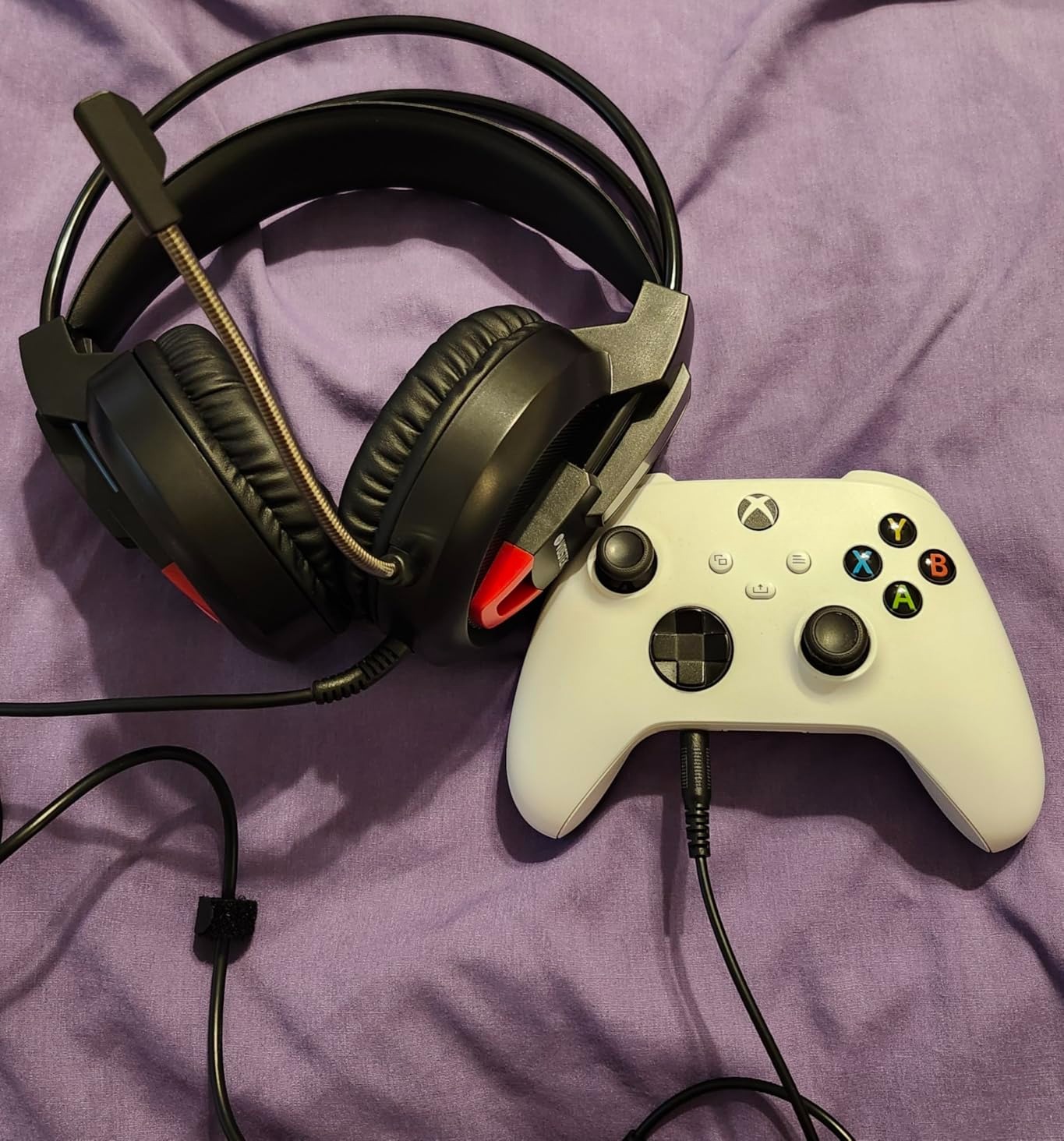 red headphones